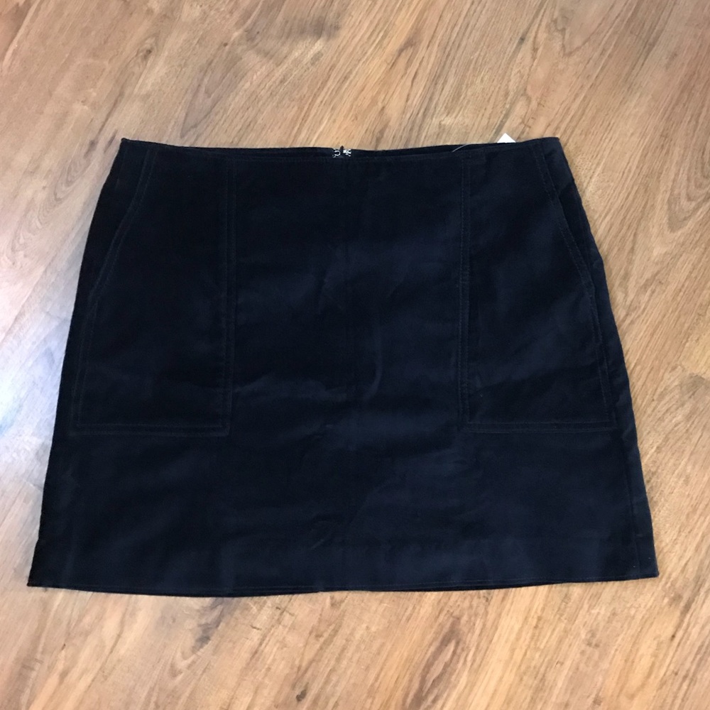 GAP Dark Blue Velvet Mini Skirt Size 8